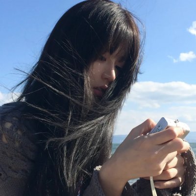远看是蔚蓝的春天